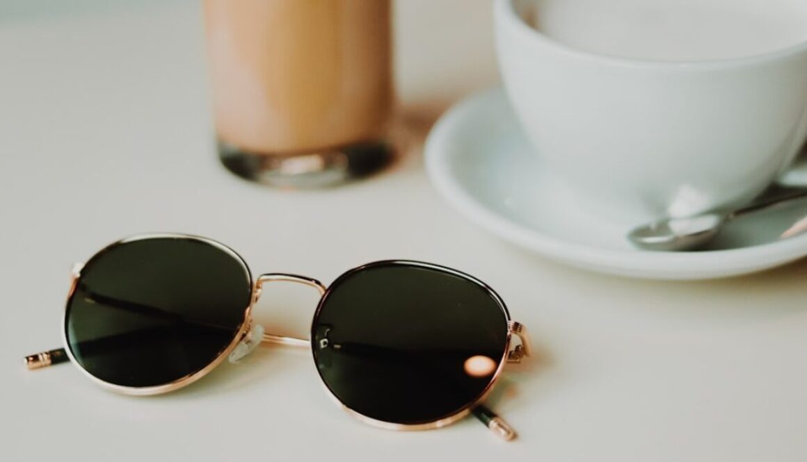 Photo Jak dobierać okulary przeciwsłoneczne do kształtu twarzy?
