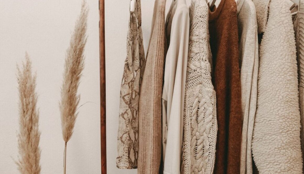 Photo Modne torebki na wakacje: pojemne, lekkie i funkcjonalne